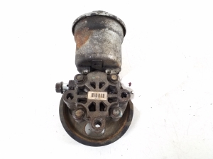  Power steering pump 