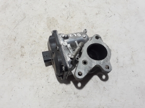  EGR valve 