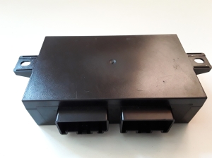  Trunk lid control module 