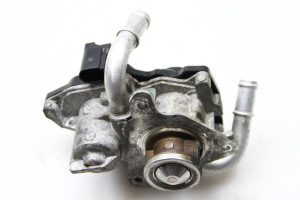  EGR valve 