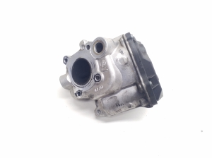  EGR valve 