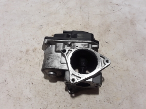  EGR valve 