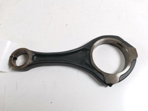  Connecting rod 