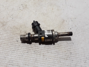  Injecteur de carburant 