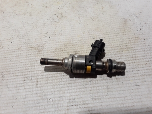  Injecteur de carburant 