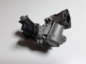  EGR valve 