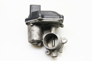  EGR valve 