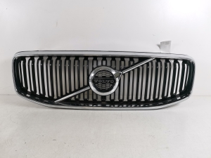  Grille avant 