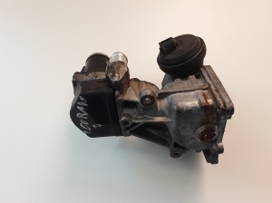  EGR valve 