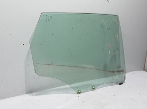  Glass rear side door 