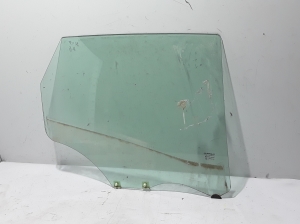  Glass rear side door 