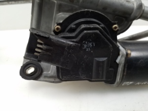  Windshield wiper mechanism and its details 