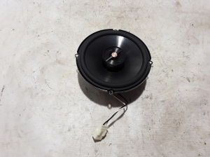  Rear side door speaker 