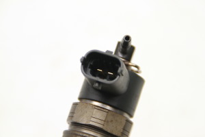  Fuel injector 