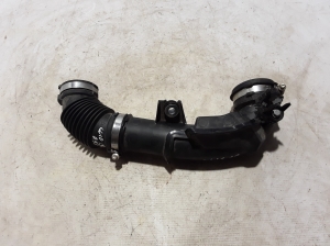  Air intake hose 