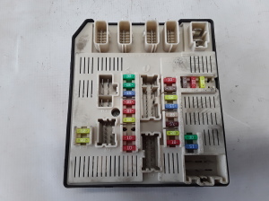  Fuse block holder under the hood 