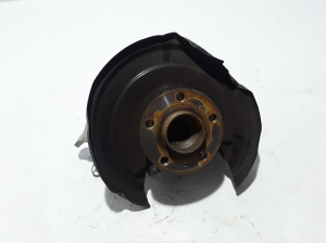  Rear hub 