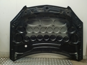  Engine hood 