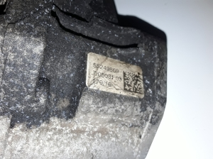  EGR valve 