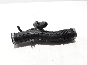  Air intake hose 