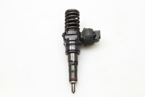  Fuel injector 