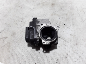  EGR valve 