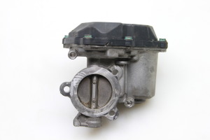  EGR valve 