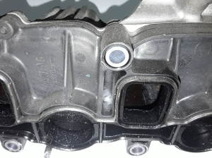  Intake manifold 