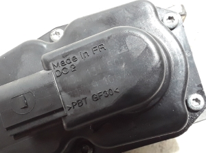  EGR valve 