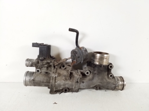  EGR valve 