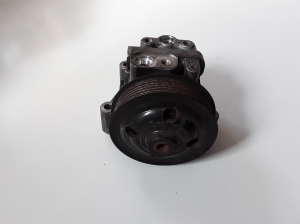  Power steering pump 