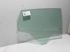  Glass rear side door 