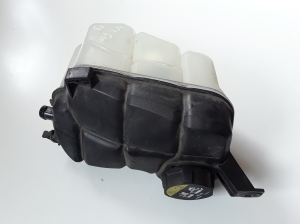  Tank for coolant 