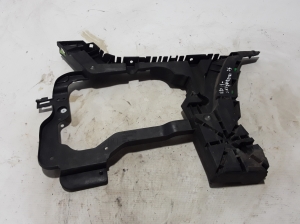  Rear bumper bracket 