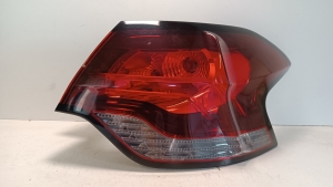  Rear corner lamp 