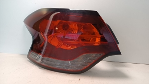  Rear corner lamp 