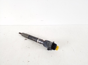  Fuel injector 