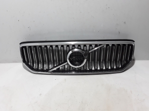  Grille avant 