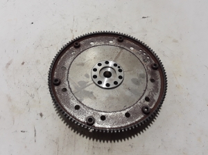  Clutch flywheel 