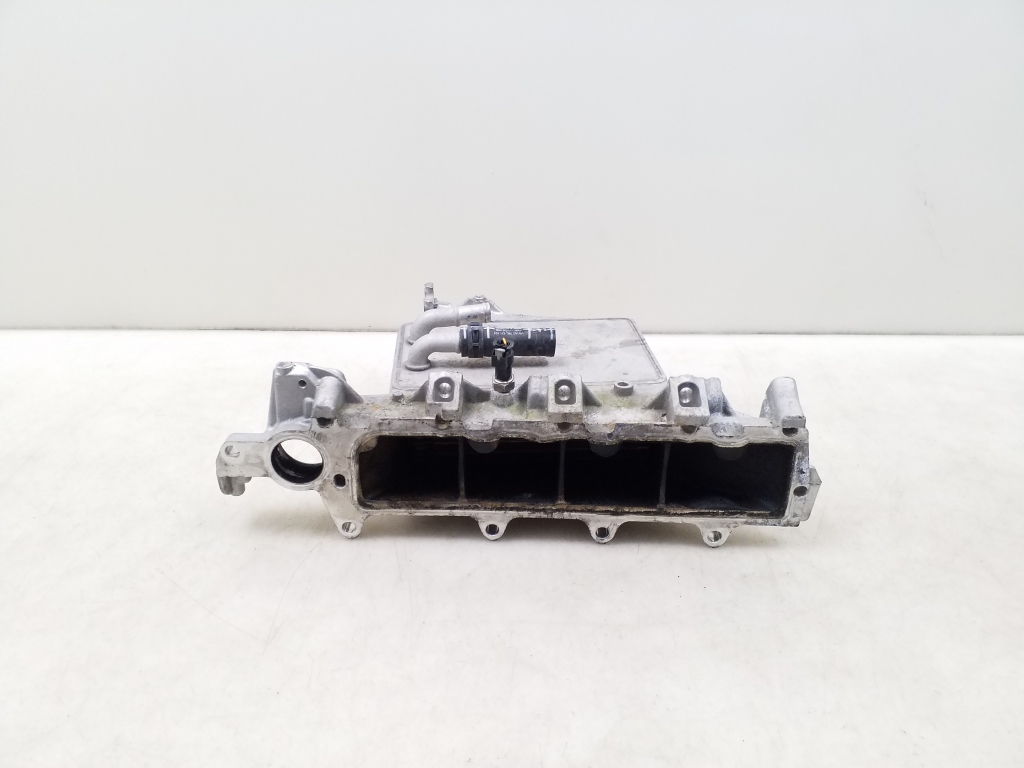 Used Volkswagen Tiguan Intake manifold 04L129766AQ