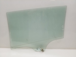  Glass rear side door 