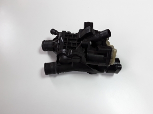  Thermostat housing 