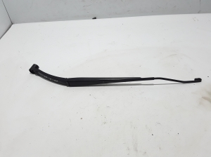  Windshield wiper blade 