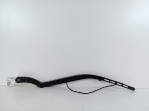  Windshield wiper blade 