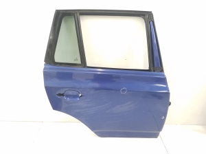  Rear side doors 