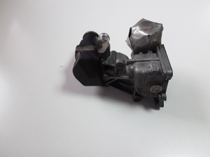  EGR valve 