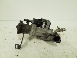  EGR valve 