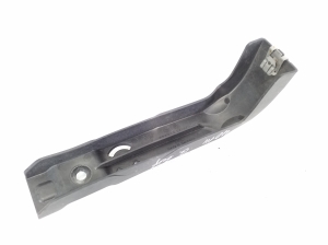  Rear bumper bracket 