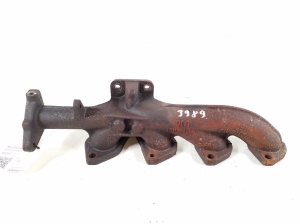  Exhaust manifold 