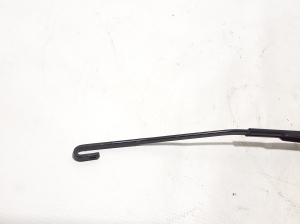  Windshield wiper blade 